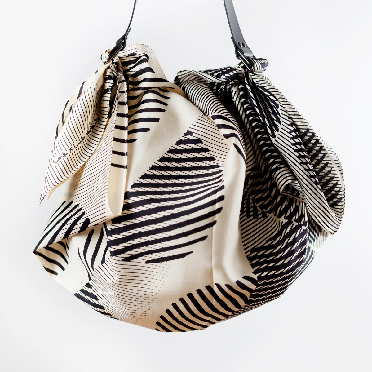 “Dots” furoshiki (black) bag set