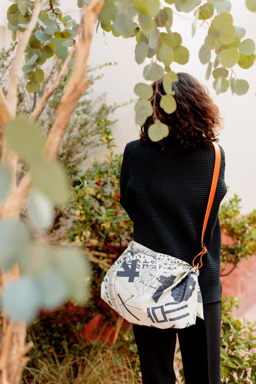 Tokyo Manga Midnight Blue & Orange Adjustable Leather Carry Strap Set