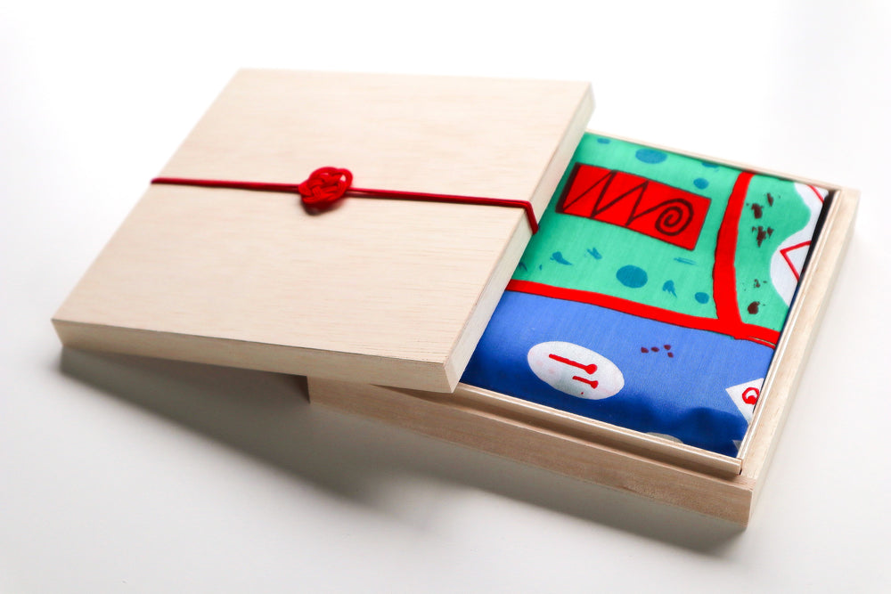 Furoshiki Gift Box (Wood)