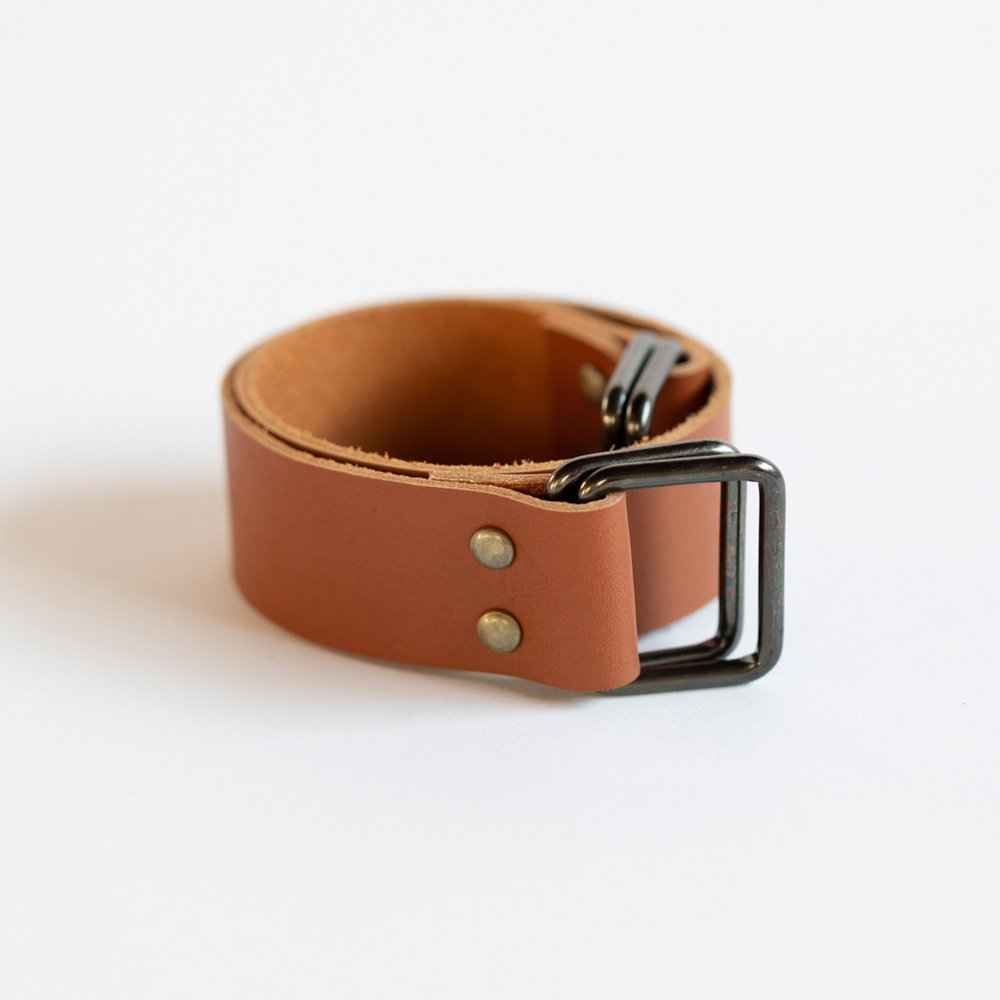 Caramel Leather carry strap